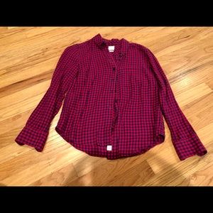 GAP Women’s Plaid Shirt